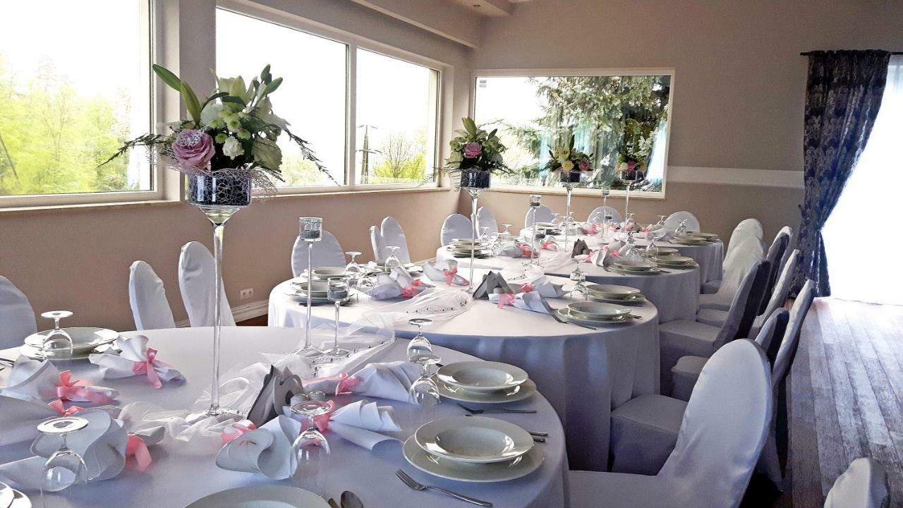 Koszarka Venue & Spa Грудек-над-Дунайцем Экстерьер фото